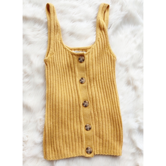American Eagle Outfitters Tops - American eagle yellow button sweater knit tank xs